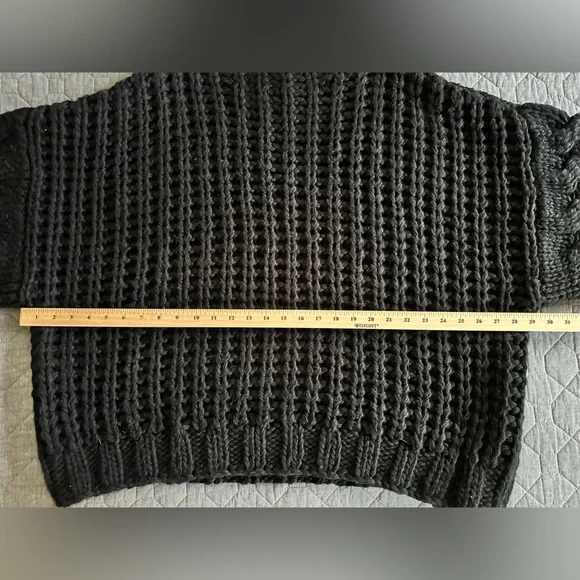 NWOT POL Chunky Knit Boxy Black Short-Sleeved Sweater - POL S fits up to 1-2X - Picture 6 of 9